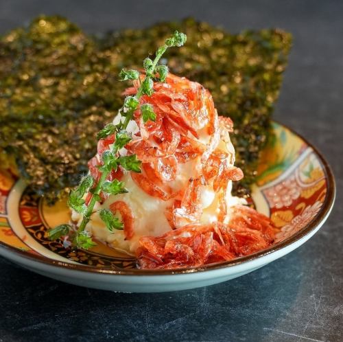 自家製海老ラー油のクリームチーズ