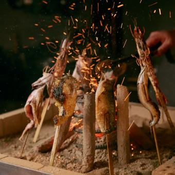 【OPEN記念】直送鮮魚5点盛りと炉端焼きなど全8品【2時間飲み放題】6500円→5000円