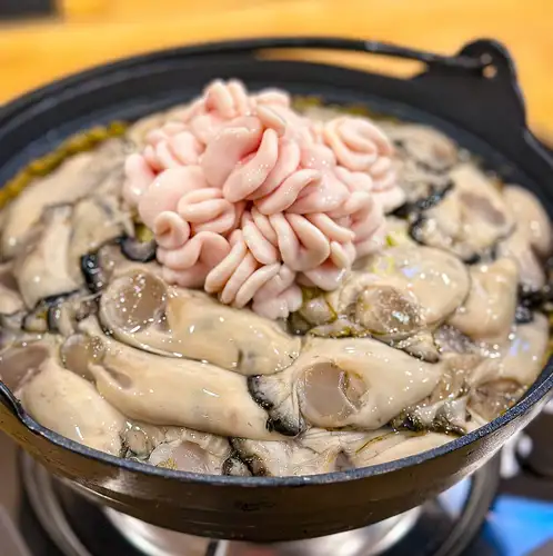 ◆Our restaurant's specialty: Oyster hot pot