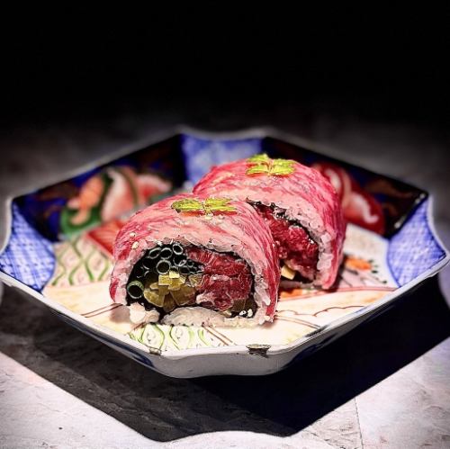 和牛サーロイン肉たく巻き寿司3貫