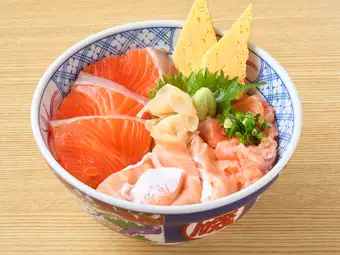 サーモン丼
