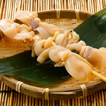 ツブ貝の串焼　1本