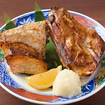 まぐろカマ塩焼き【希少部位】