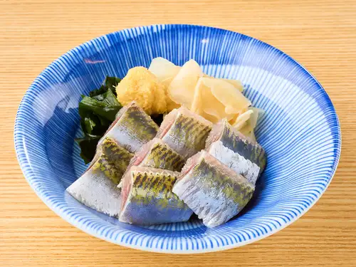 つまみ鰯／[おすすめ]ホタルイカのレバ刺し風
