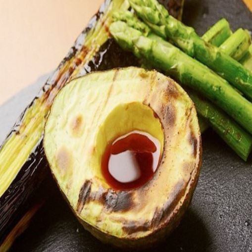 【大人気！ヘルシー焼き野菜！】女性に大人気！こだわりの焼き野菜多数ご用意しております！