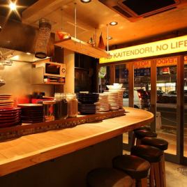 【1F】 Counter seats (maximum 9 people) Open kitchen counter seats are recommended for enjoying the cooking of the chefs.There may be an introduction of the hidden menu with counter seat privilege !?