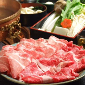 混合牛肉和猪肉涮涮锅套餐