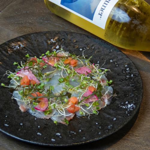 Popular with women.sea bream carpaccio