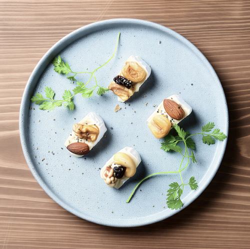 カマンベールチーズのナッツ添え