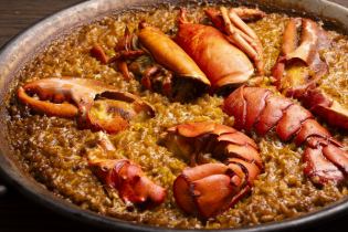 オマール海老のパエジャ/フィデウア