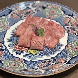 【人気No.1】黒毛和牛や焼きすきが付いたお手頃な「カジュアルコース」
