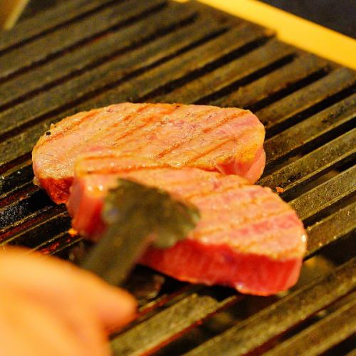 Yakiniku a la carte menu where you can enjoy the finest Japanese black beef "Hiramatsu Wagyu"