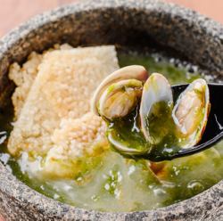 あおさとあさりのあんかけおこげ