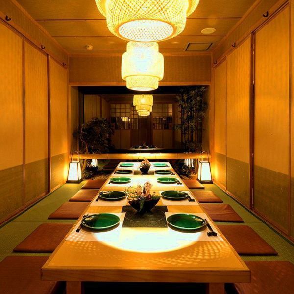 [Near Kokura Station/Heiwa-dori] We offer a spacious space where even groups can relax comfortably.In addition, we also offer special benefits for group reservations! Perfect for drinking parties and banquets!