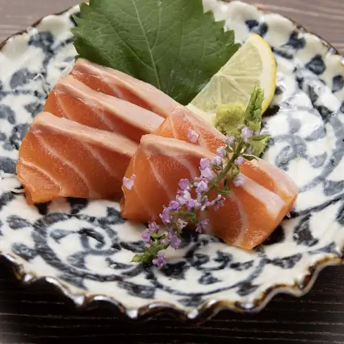 鮭魚刺身