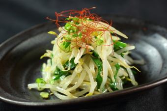 Chinese chive and bean sprouts namul