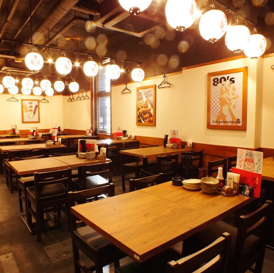 会社宴会など、貸切もぜひご相談ください！（※写真は系列店）