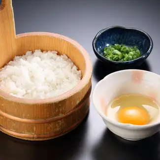 〆卵雑炊　玉子付き（一人前）