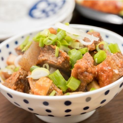 Popular stewed beef tendon (Osaka flavor)