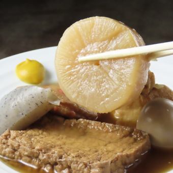 Assortment of 5 types of oden