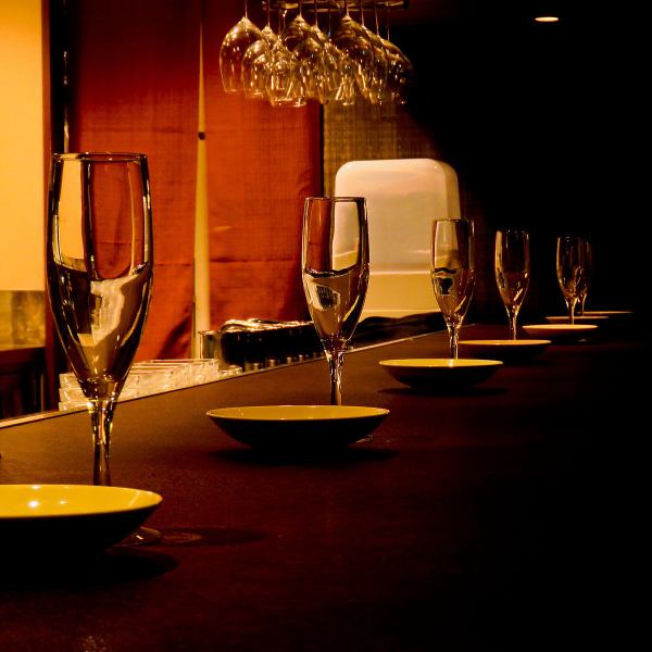 It has a calm, modern Japanese atmosphere that can be used for entertainment, official occasions, or private occasions such as dates.It's a hideaway for adults in the middle of the city!