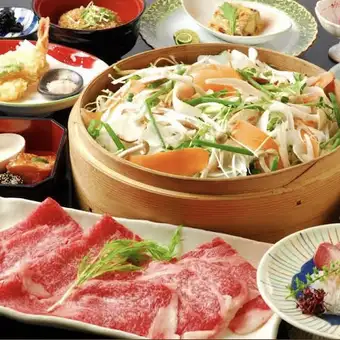 霜降り和牛のせいろ蒸しコース　5500円