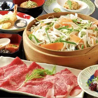 お飲み物付きコース（お料理　8品）7500円