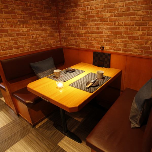 ＜　2名様～個室　＞温かみのあるお部屋での美味しいお食事に心も暖まります注）写真は他店舗の画像です。