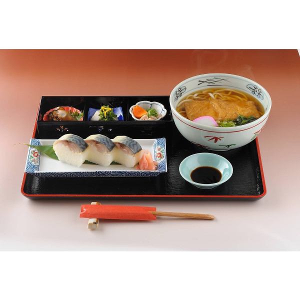 Recommended for lunch, Asahiya set meals are available in limited quantities and will leave you very satisfied!