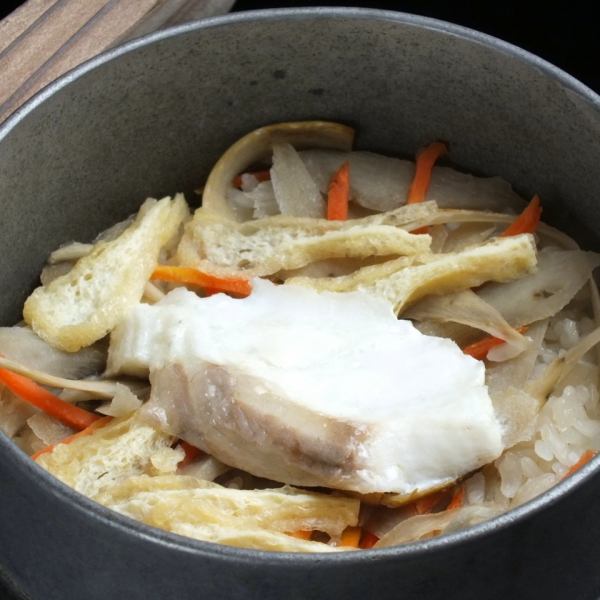鯛釜めし(汁付き)
