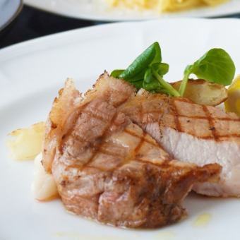 ■午餐：【主餐午餐】≪2,750日元（含税）≫