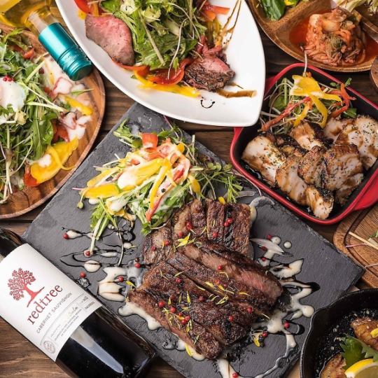 【コスパ最強!】人気の焼き鳥に餃子、他肉厚唐揚げに肉魚も堪能可●140 種食べ飲み3500→