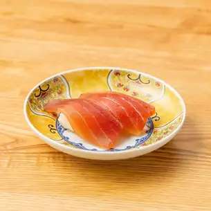鮪魚、鮭魚、魷魚、香煎鮭魚