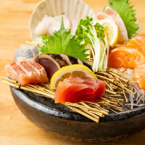 新鮮な魚介類を使用した料理は絶品！