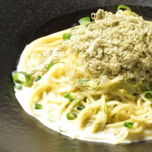 Creamy pasta with seaweed and yuzu pepper