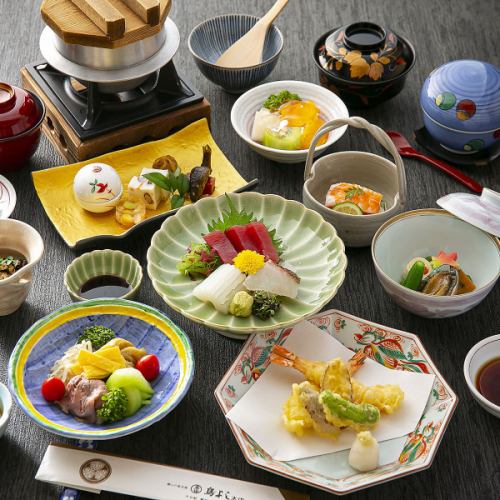 宴会の御予約はお早目に！