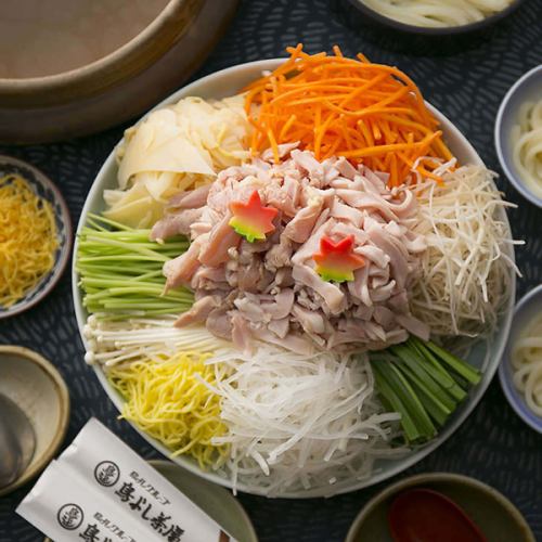 お昼からお鍋や懐石での宴会やお食事も対応可能◎
