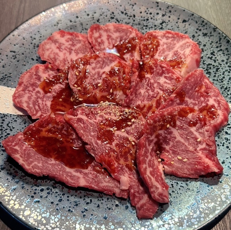 厳選した良質なお肉をリーズナブルにお召し上がりいただけます。