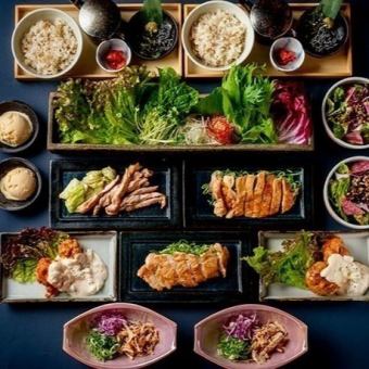 ＝新鮮野菜×銘柄鶏３種盛り合わせ＝『かしわ”彩”コース』～ワンドリンク付～