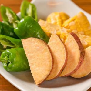 Assortment of 3 types of vegetables