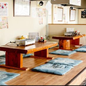 Tatami room (4 people x 3 seats) + 4 people can be seated!