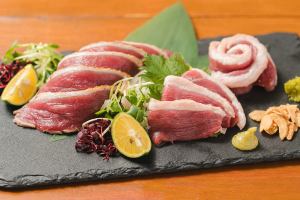 The world's only premium duck meat that can be eaten raw [Kawachi Kamo Tsumura Main Store] Duck loin sashimi, seared assortment