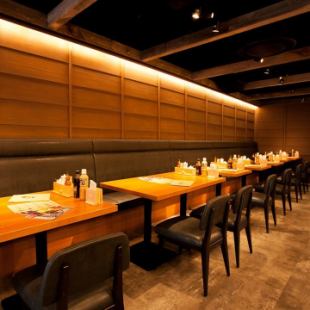 We have table seats that can be reserved for 20 to 30 people.Please use it for gatherings that want a sense of privacy, such as girls-only gatherings, entertainment, and birthday parties.You can enjoy your meal without worrying about the surroundings, so it is ideal for moms with young children.