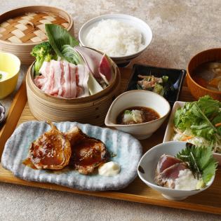 Kurobutaya's satisfying set meal