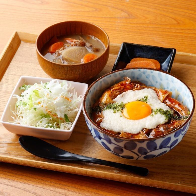 とろろ月見ぶた丼