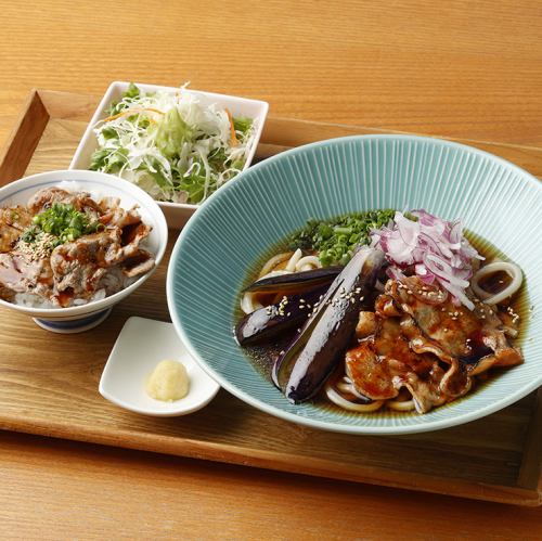 ラー油香る揚げ茄子と黒ぶたの肉うどん または そば ＆選べるミニ丼