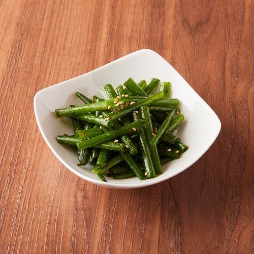 Green onion salad