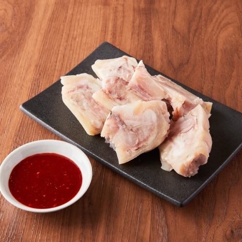 pig's feet