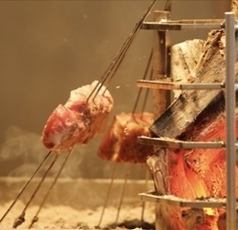[Most popular all-you-can-eat] All-you-can-eat robata skewer platter and 7 other dishes + 2 hours all-you-can-drink 4000 yen ⇒ 3000 yen
