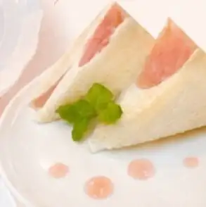 桃とクリームチーズのサンド